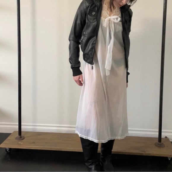 White lace maxi dress - Picture 1 of 4